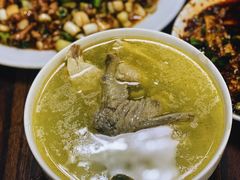 白果炖鸡汤-老丘丘(较场口店)