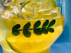 -春树下·树屋花房西餐厅(罍街AS1980店)