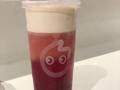 奶霜莓莓果茶-CoCo都可(新太阳宫店)
