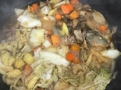 -粘豆包柴火铁锅炖