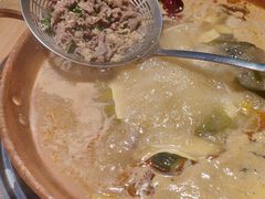 -洱火云南酸菜牛肉火锅(石景山当代商城店)