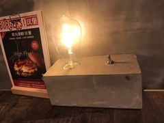 -HIGH FIVE哈福手工汉堡(桂林路店)