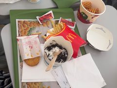 -麦当劳(上海虹桥站30B检票口楼上)