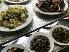 -清真吴记门钉肉饼·喜多利
