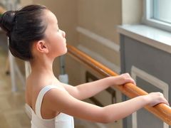 -艺彩童馨舞蹈培训学校(西湖道校区)