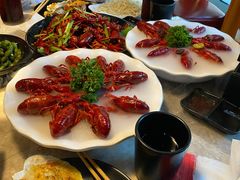 -沪小胖小龙虾(淮海中路旗舰店)