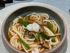 虾爆鳝面-杭州西湖柳莺里酒店·闻莺厅
