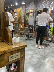 -欣艺美发沙龙