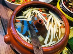 -雀舞云南菜(乐客城店)