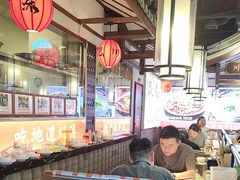 -川流不息·地道川菜·小龙虾(新松江路店)