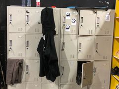 -嘿哟动霸CHUA·新潮玩运动娱乐中心·蹦床滑冰团建乐园
