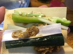 沾酱菜加鸡蛋酱-丹东特色烤肉(学府路一部店)