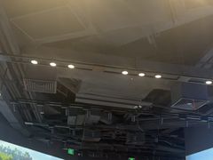 -TESLA 特斯拉(上海太古汇体验店)