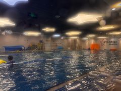 -蓝旗亲子游泳(范湖万达广场店)