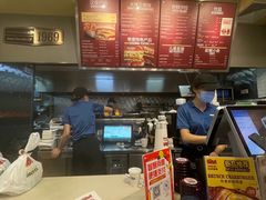 -The Habit Burger Grill 哈比特汉堡(爱琴海店)