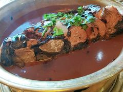 酱炖鱼头-燕北云山·农家菜·灶台鱼(密云溪翁庄店)