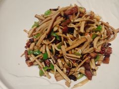 -梁家大院•农家菜(昆山会展中心店)