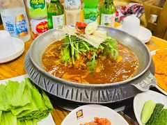 -喇喇排骨火锅·传统韩式脊骨汤(望京西园总店)