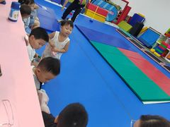 -侎宝运动成长中心(嘉定大融城店)