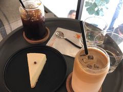 -red donkey coffee
