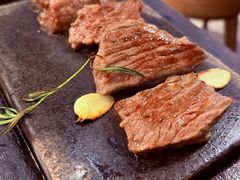 岩烤精选澳洲牛扒-一沙一城·岩烤牛扒(深圳首店)