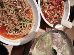 -川堂风·跷脚牛肉·乐山爆炒(宝山日月光店)