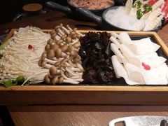 -快乐小羊·内蒙牛羊肉火锅(流花中心店)