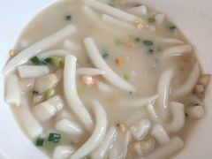 -鹏城人家海鲜酒家·23年老字号(较场尾店)