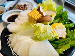 -东椰·海南椰子鸡火锅(朝阳门店)