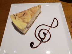 -JINNS锦时 steak&pizza(浸信会礼拜堂旧址店)