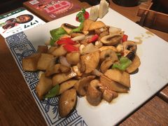 -云海肴·汽锅鸡·云南菜(天山百盛优客店)