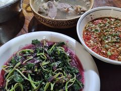 -汤锅大王(新平曹苏黄牛汤锅有限公司)