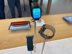 -Apple零售店(华贸购物中心店)