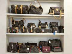 -六六奢品·vintage中古·回收二手奢侈品包包手表首饰(环球港店)