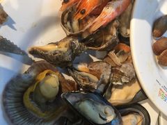 -领鲜活海鲜榴莲自助火锅(东门店)