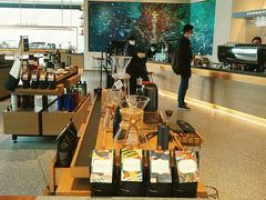 -星巴克臻选(上海合生汇1F店)