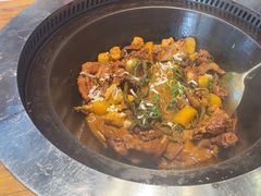 -山河屯铁锅炖·非遗东北菜(南山店)