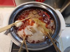 -百品聚旋转火锅(万德庄店)