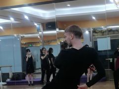 -港龙舞蹈·成人少儿舞蹈培训(深圳湾校区)