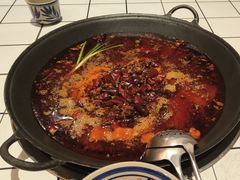 -旧街市鲜货老火锅(大光路店)