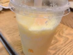 阳光灿灿凤梨雪冰-麦当劳(小白楼店)