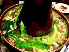 赤松茸菌特制碳火锅-东来顺铜锅炭火涮肉(上地华联店)