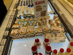 -红星前进面包牛奶公司(畅春园店)