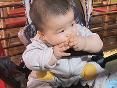 -洪氏嗨捞·广东猪肚鸡·椰子鸡火锅(西咸万象城店)