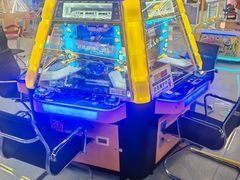 -爱玩嘉年华(龙湖曲江天街店)