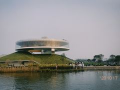 -郑东新区龙湖公共艺术中心