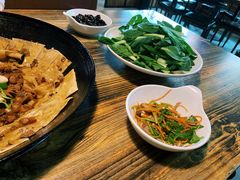 -每食每刻·皖北新民地锅鸡