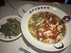 -江渔儿酸菜鱼(映月湖环宇城店)