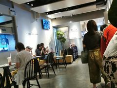 大堂-喜茶(上海正大广场店)