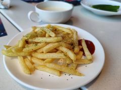 -青岛中心假日酒店·蓝天行政酒廊